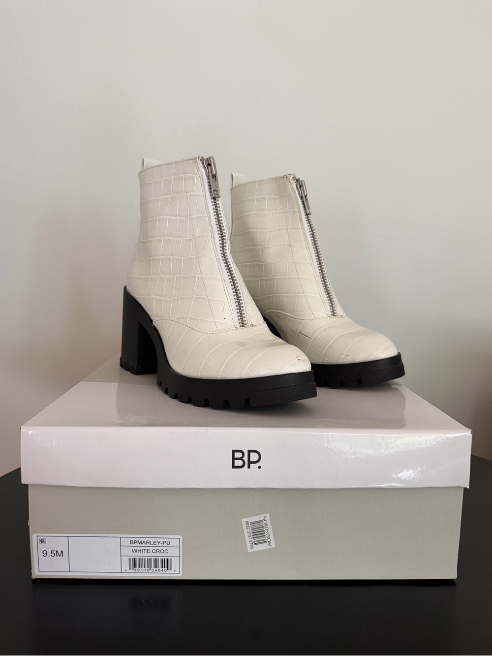 BP platform bootie